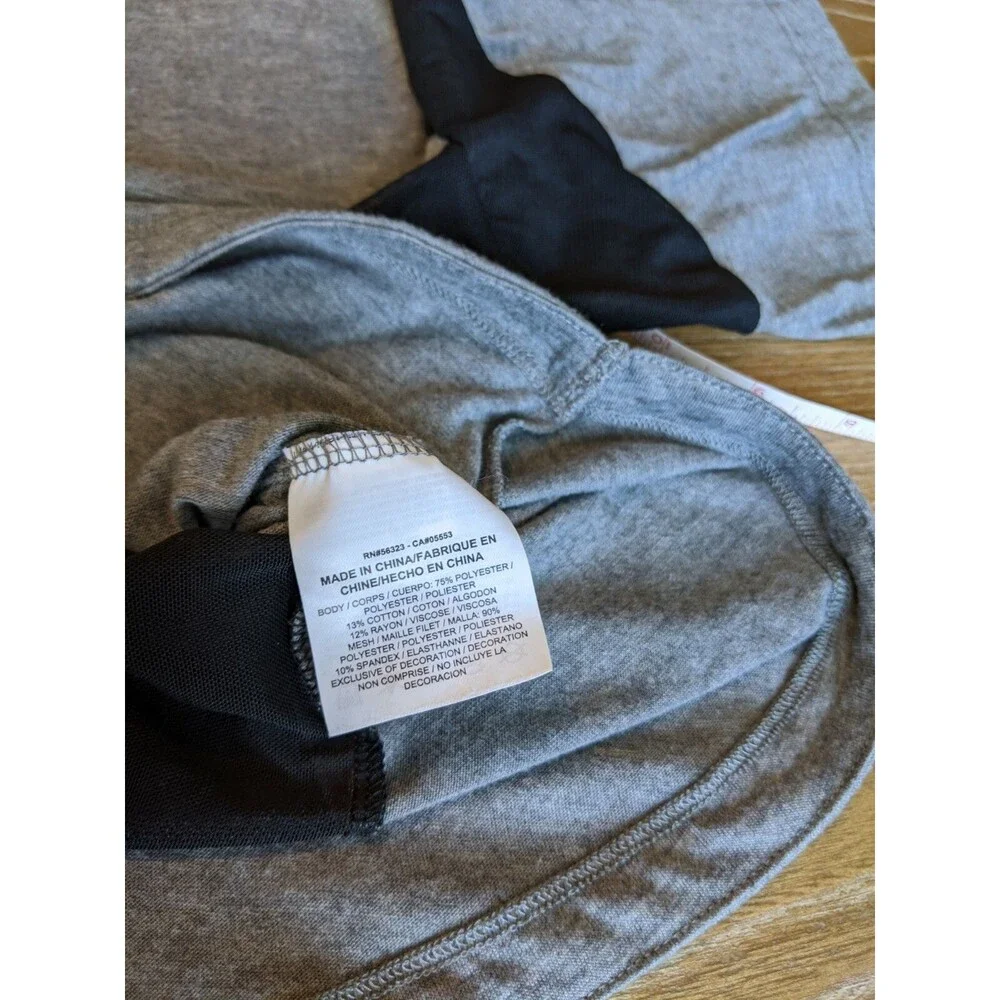 Nike Women's Size S Bonded Mesh Jersey Tee (Black/ Gray)